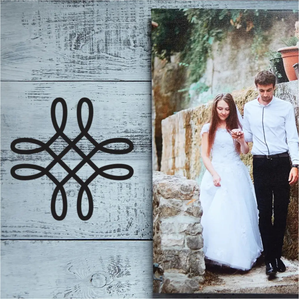Eternal Knot