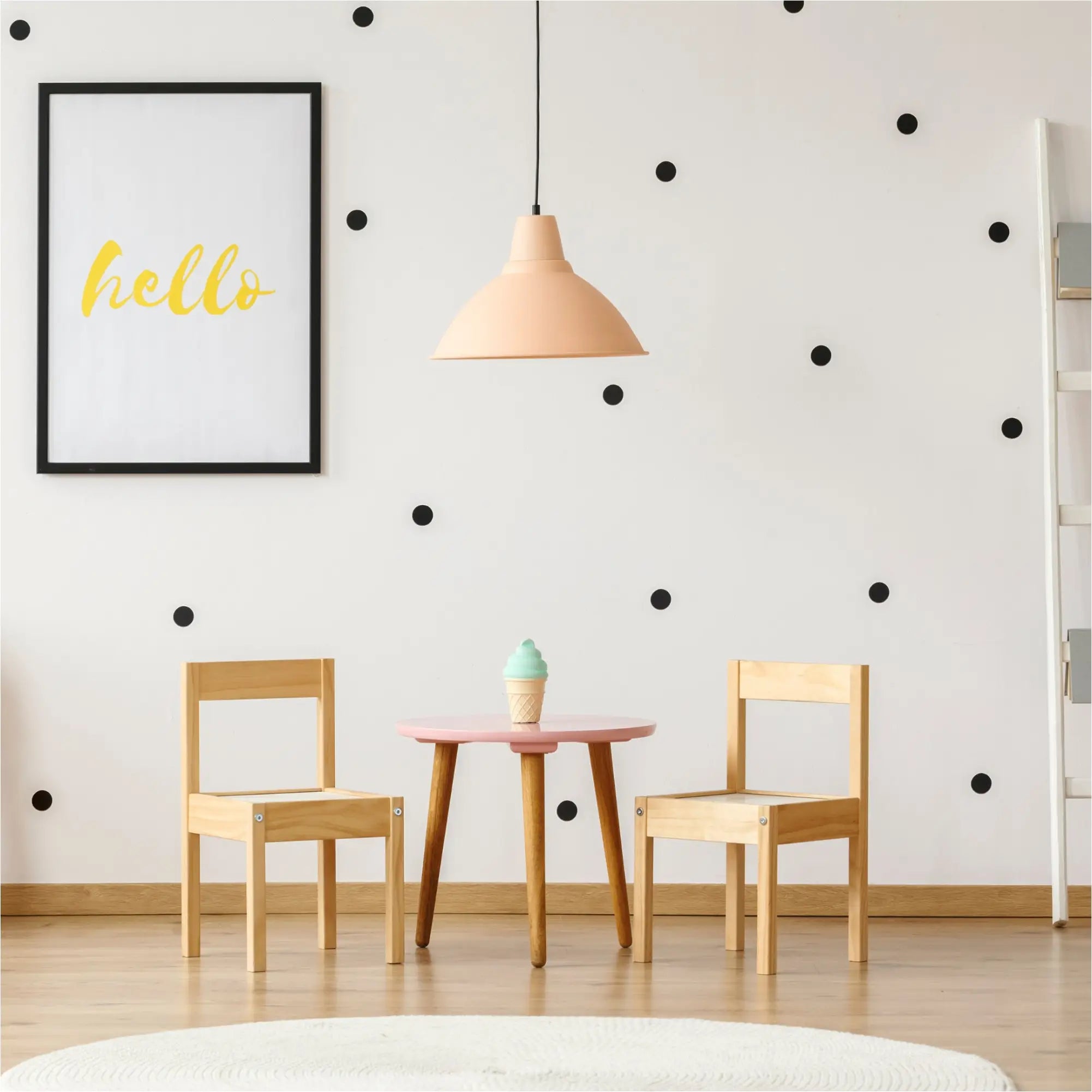 Single Polka Dot